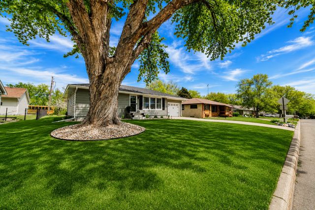 212 Sunset Drive, Jordan, MN 55352