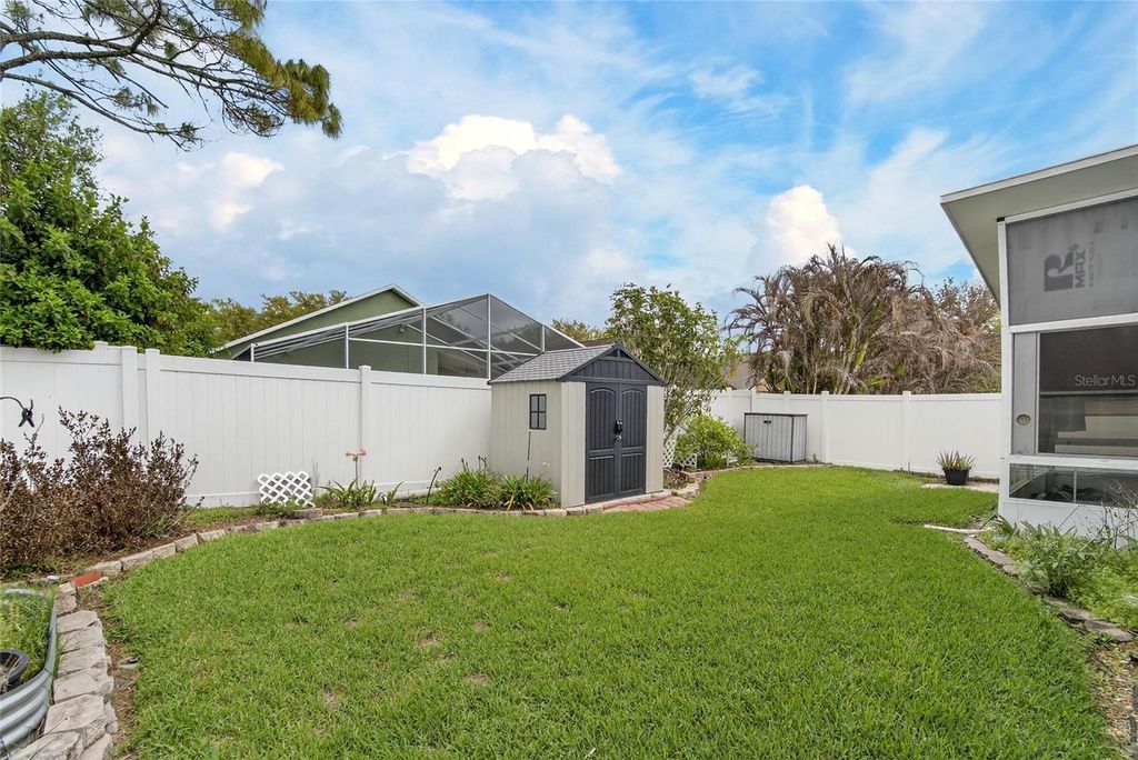 Image 42 of property listing at 10122 SOMERSBY DRIVE, Riverview, FL 33578