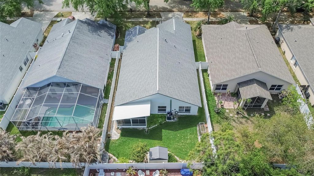 Image 44 of property listing at 10122 SOMERSBY DRIVE, Riverview, FL 33578