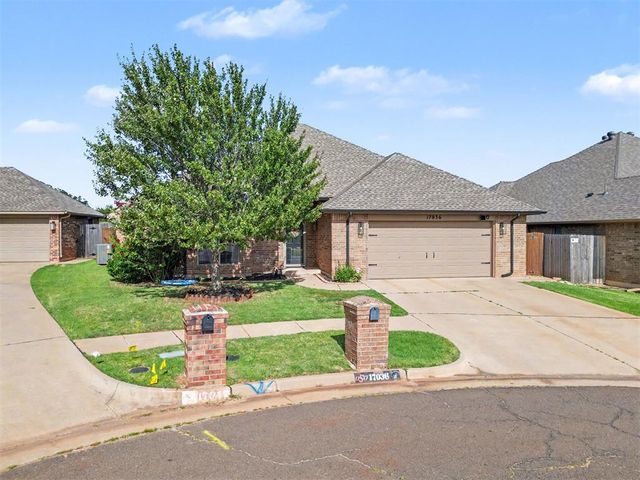 17036 Hardwood Place, Edmond, OK 73012