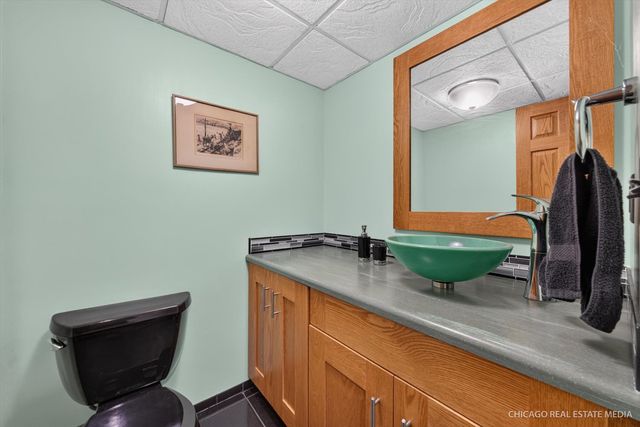10062 Jesters Row, Roscoe, IL 61073