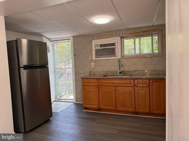 2223 S FELTON ST, Philadelphia, PA 19142