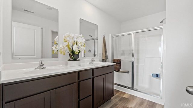 3832 Bradley Drive, Fort Wayne, IN 46818
