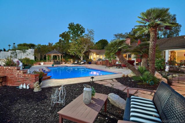17505 Corte Lomas Verdes, Poway, CA 92064