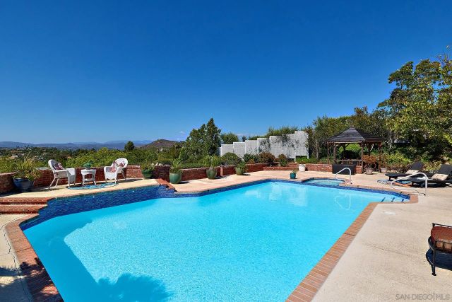 17505 Corte Lomas Verdes, Poway, CA 92064