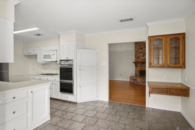 4987 Herridge Dr, Baton Rouge, LA 70817