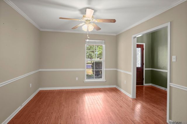 4987 Herridge Dr, Baton Rouge, LA 70817