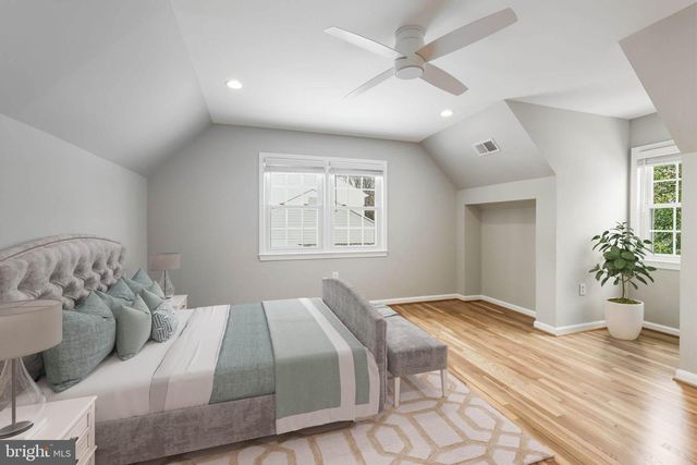 1392 KERSEY LN, Potomac, MD 20854