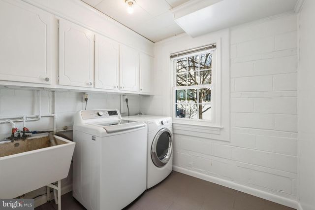 1392 KERSEY LN, Potomac, MD 20854