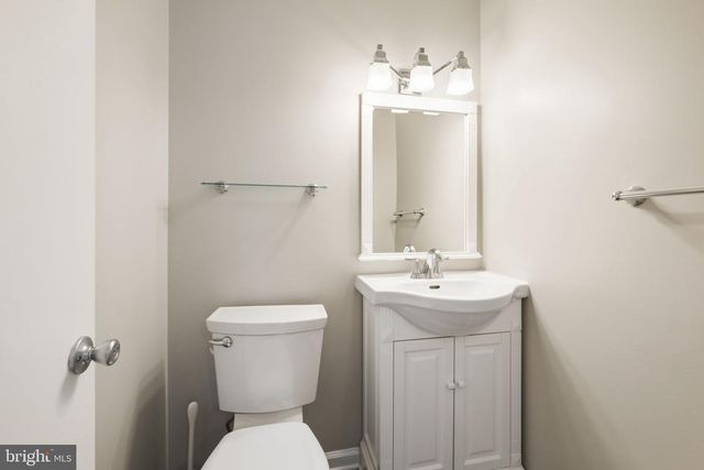 1392 KERSEY LN, Potomac, MD 20854