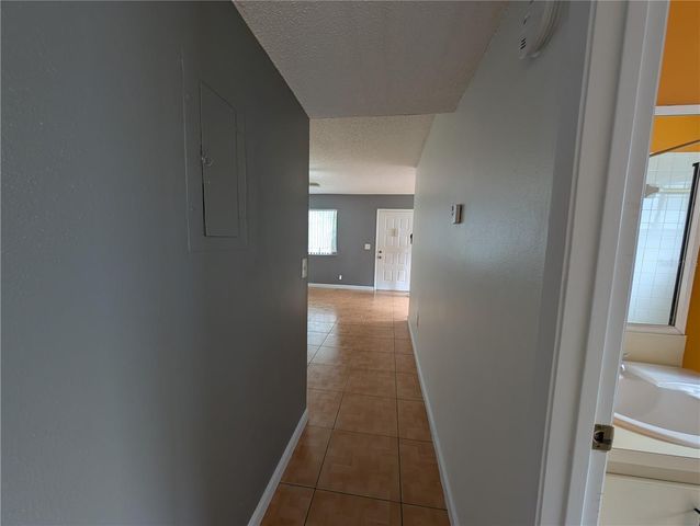 2439 OAK PARK WAY 217, Orlando, FL 32822