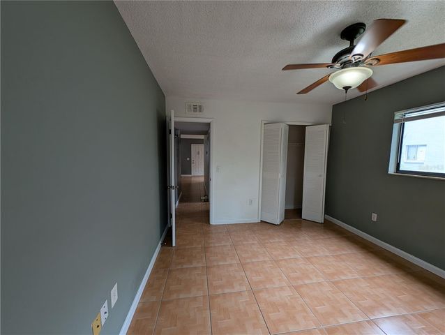 2439 OAK PARK WAY 217, Orlando, FL 32822