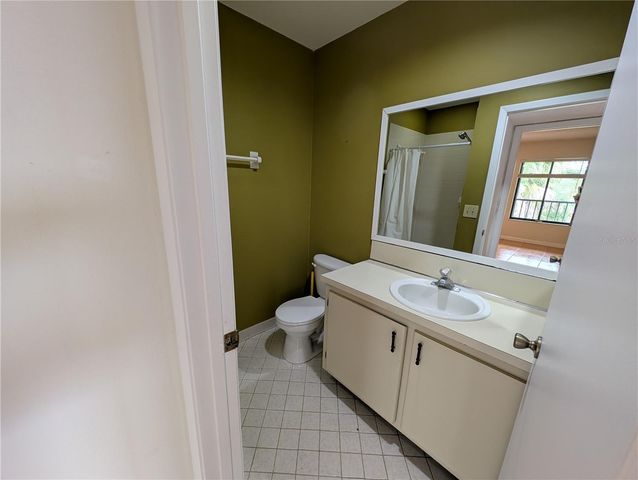 2439 OAK PARK WAY 217, Orlando, FL 32822