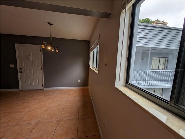 2439 OAK PARK WAY 217, Orlando, FL 32822