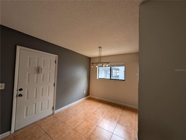 2439 OAK PARK WAY 217, Orlando, FL 32822