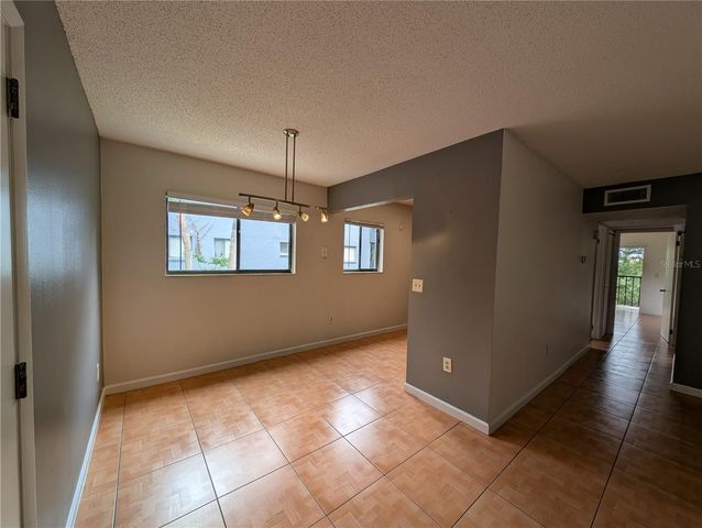 2439 OAK PARK WAY 217, Orlando, FL 32822