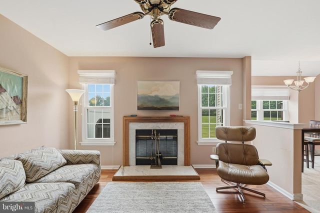 65 CYPRESS PL, Newtown, PA 18940
