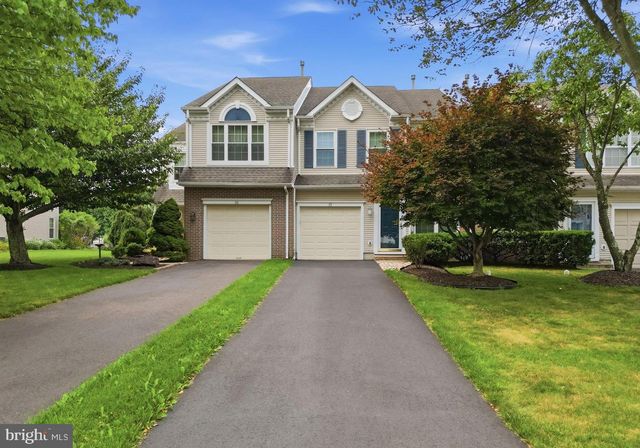 65 CYPRESS PL, Newtown, PA 18940