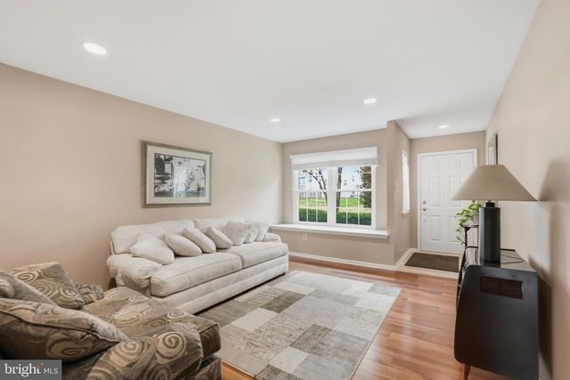 65 CYPRESS PL, Newtown, PA 18940