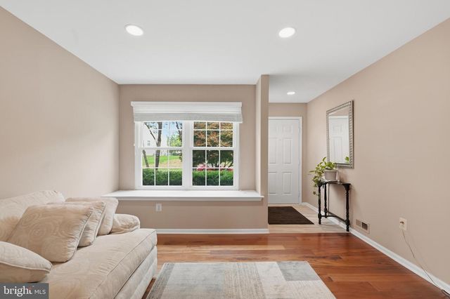 65 CYPRESS PL, Newtown, PA 18940