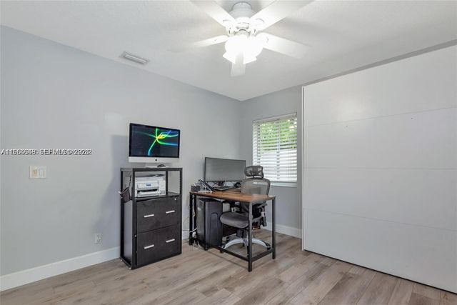 1800 Water Ridge Dr, Weston, FL 33326