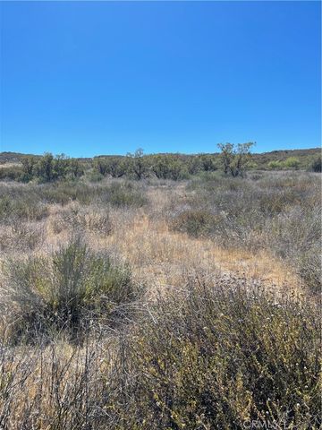 19 Gunnels Drive, Hemet, CA 92544