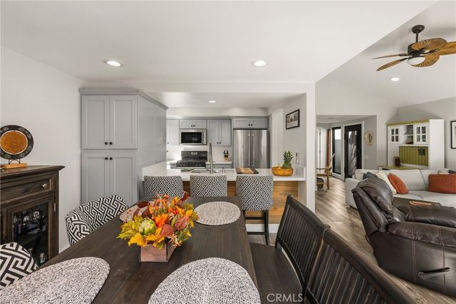 512 Oceanhill, Huntington Beach, CA 92648