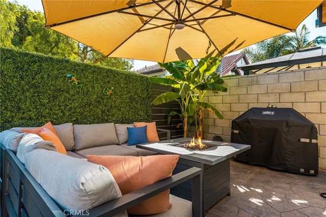 512 Oceanhill, Huntington Beach, CA 92648