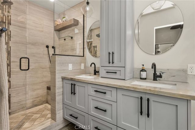 512 Oceanhill, Huntington Beach, CA 92648