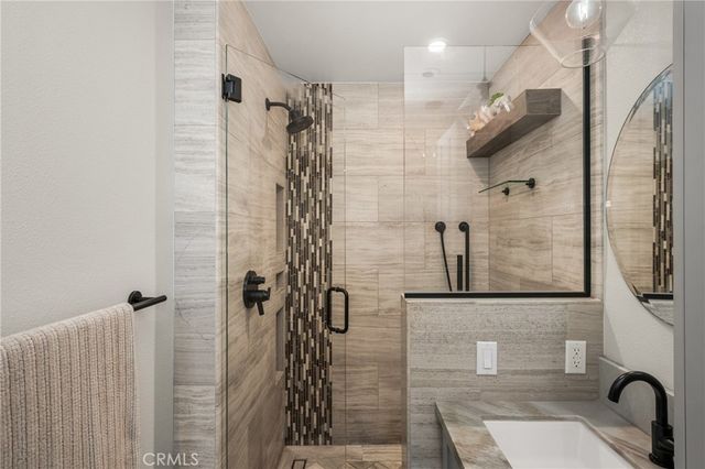512 Oceanhill, Huntington Beach, CA 92648