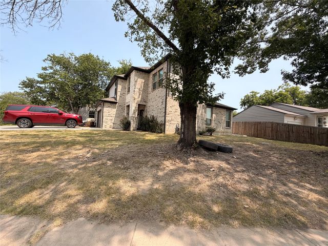 1714 Rosewood Street, Grand Prairie, TX 75050