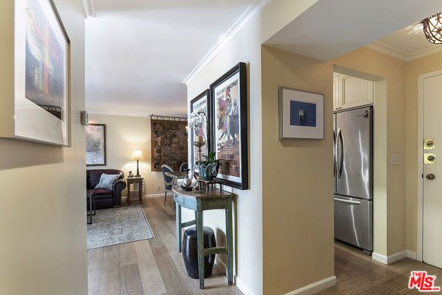 906 N Doheny Drive 510, West Hollywood, CA 90069