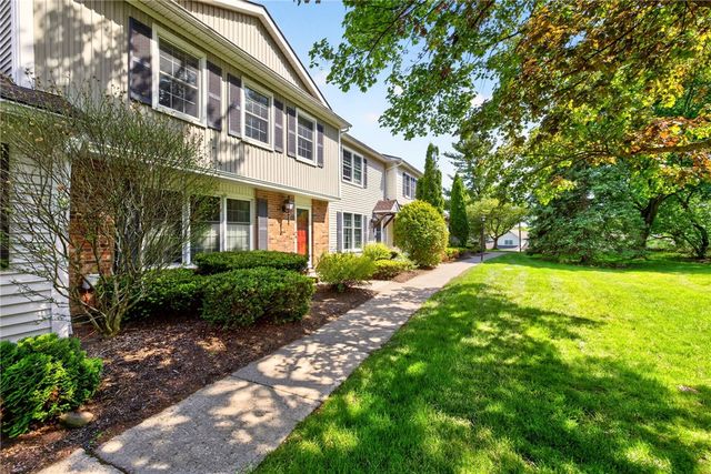 80 New Wickham Drive, Penfield, NY 14526