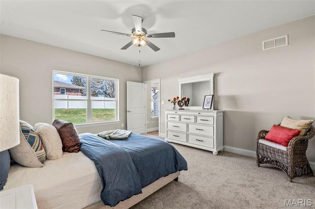 106 Quail Bluff Court, Wentzville, MO 63385