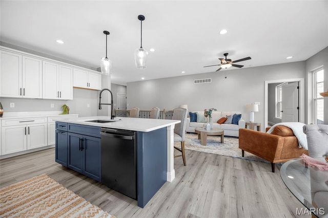 106 Quail Bluff Court, Wentzville, MO 63385