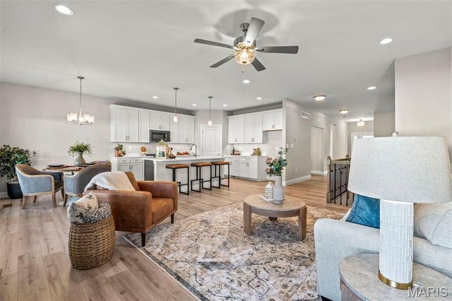 106 Quail Bluff Court, Wentzville, MO 63385