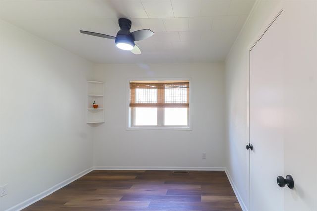 205 S 13th Avenue, Paragould, AR 72450