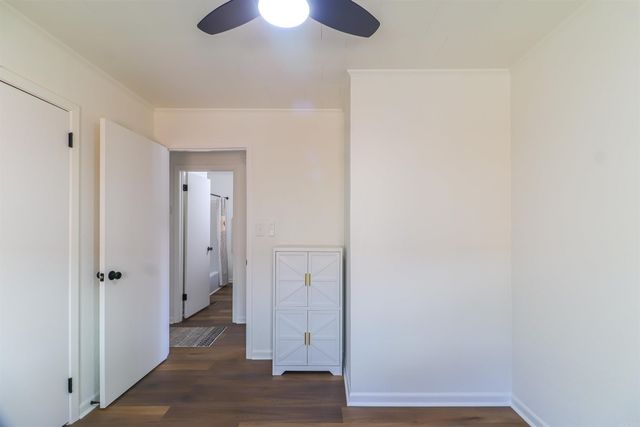 205 S 13th Avenue, Paragould, AR 72450