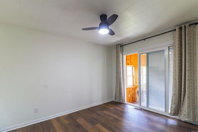 205 S 13th Avenue, Paragould, AR 72450