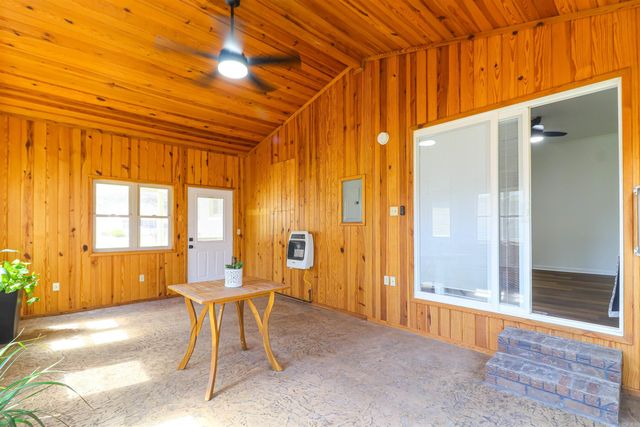 205 S 13th Avenue, Paragould, AR 72450