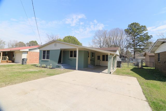 205 S 13th Avenue, Paragould, AR 72450