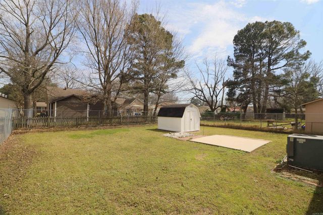 205 S 13th Avenue, Paragould, AR 72450