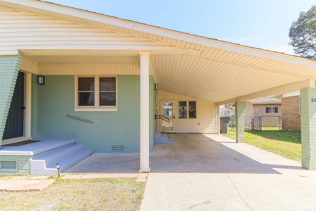 205 S 13th Avenue, Paragould, AR 72450