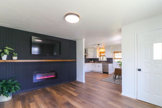 205 S 13th Avenue, Paragould, AR 72450