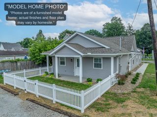 347 Ray Avenue NE, New Philadelphia, OH 44663