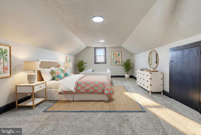 327 NORWAY ST, York, PA 17403