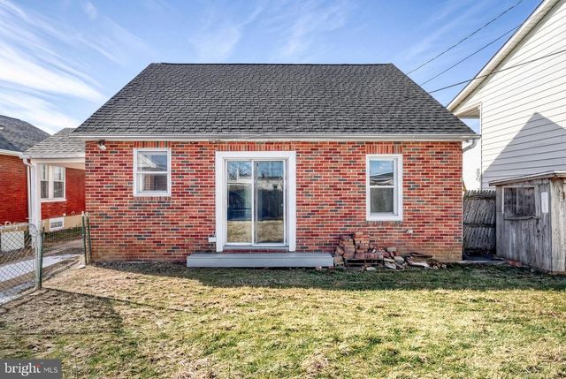 327 NORWAY ST, York, PA 17403