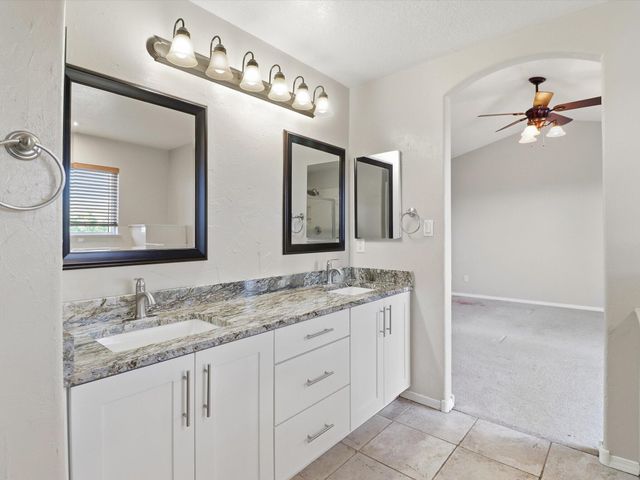 7627 Ramona Avenue NW, Albuquerque, NM 87114