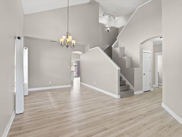 7627 Ramona Avenue NW, Albuquerque, NM 87114