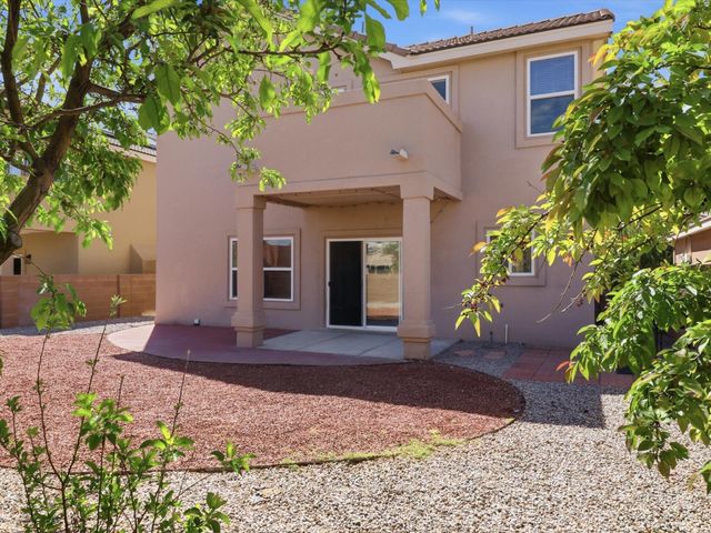 7627 Ramona Avenue NW, Albuquerque, NM 87114